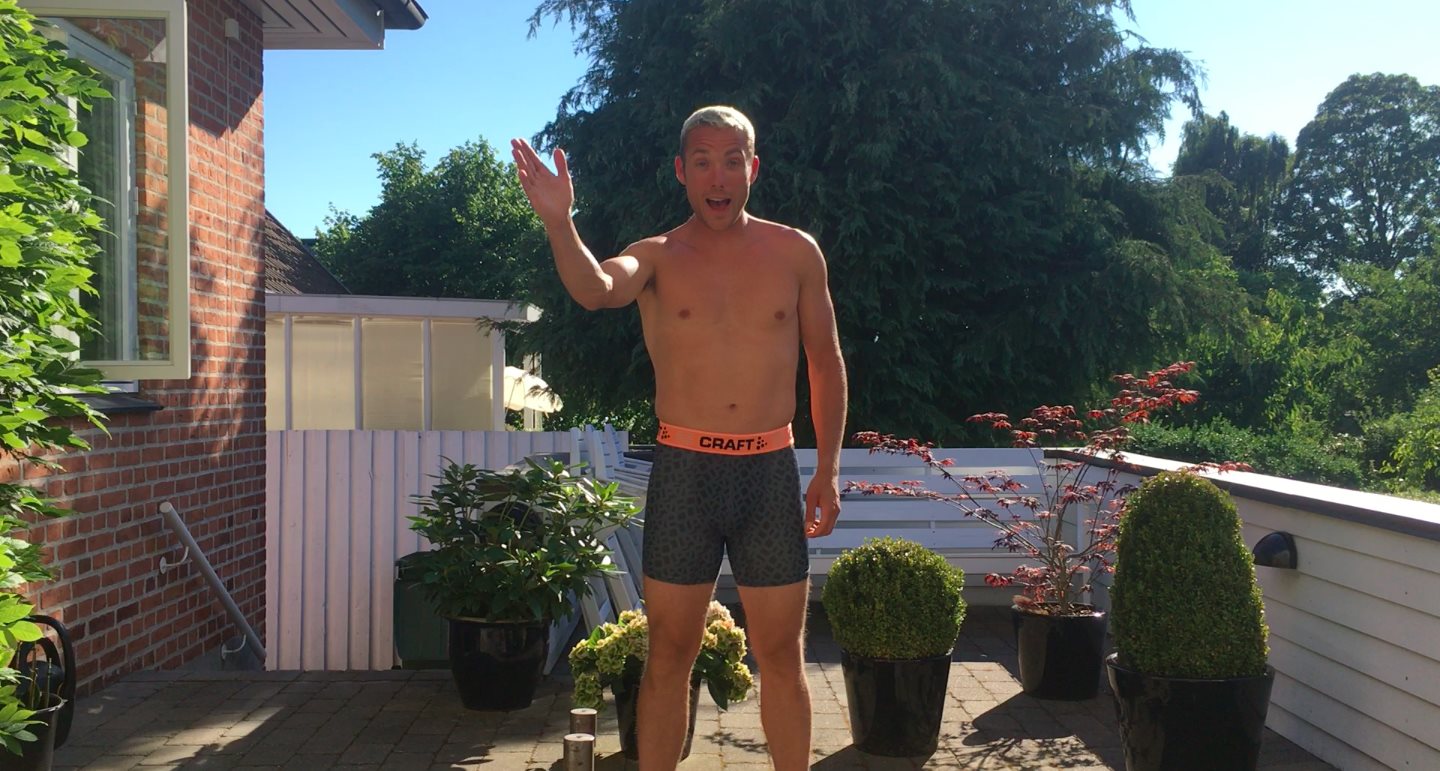 Få 3 effektive skulder øvelser i sommervarmen