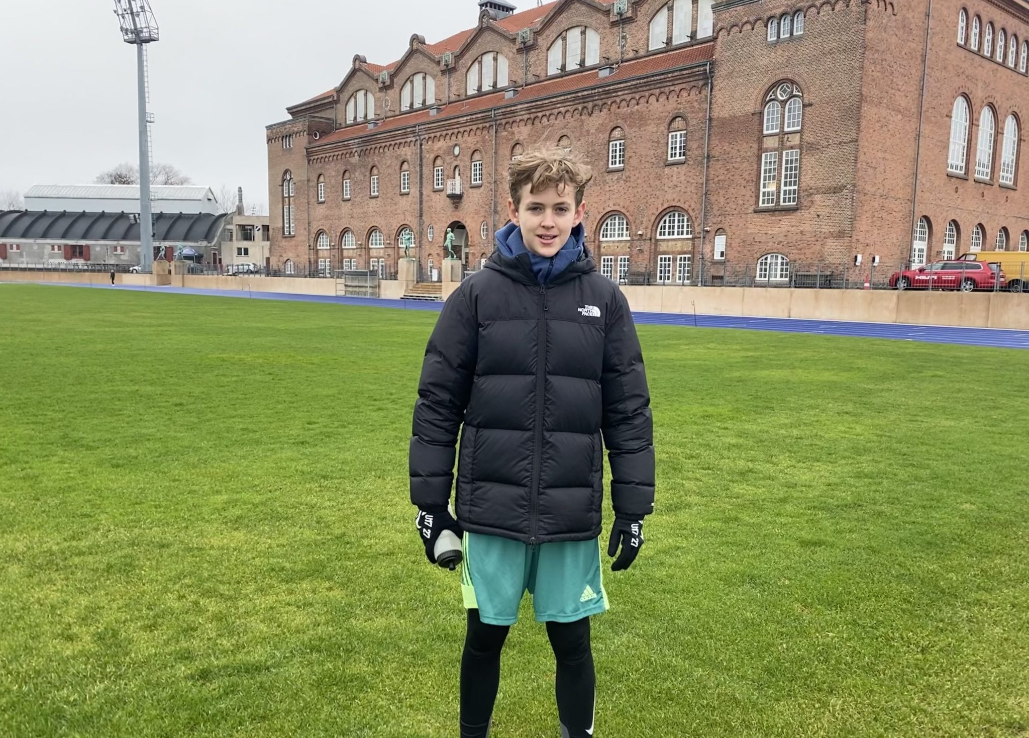Interview med U15 fodboldspillere Noah fra FC Nordsjælland om hurtighed og løbeteknik