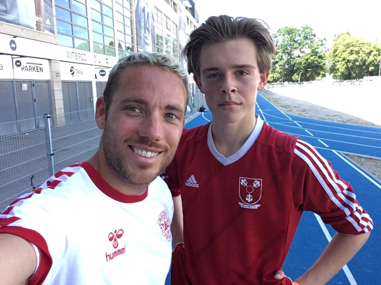 sprintintervaller med 16-årige elitefodboldspiller Oliver Madsen fra Glostrup Fodbold IF32